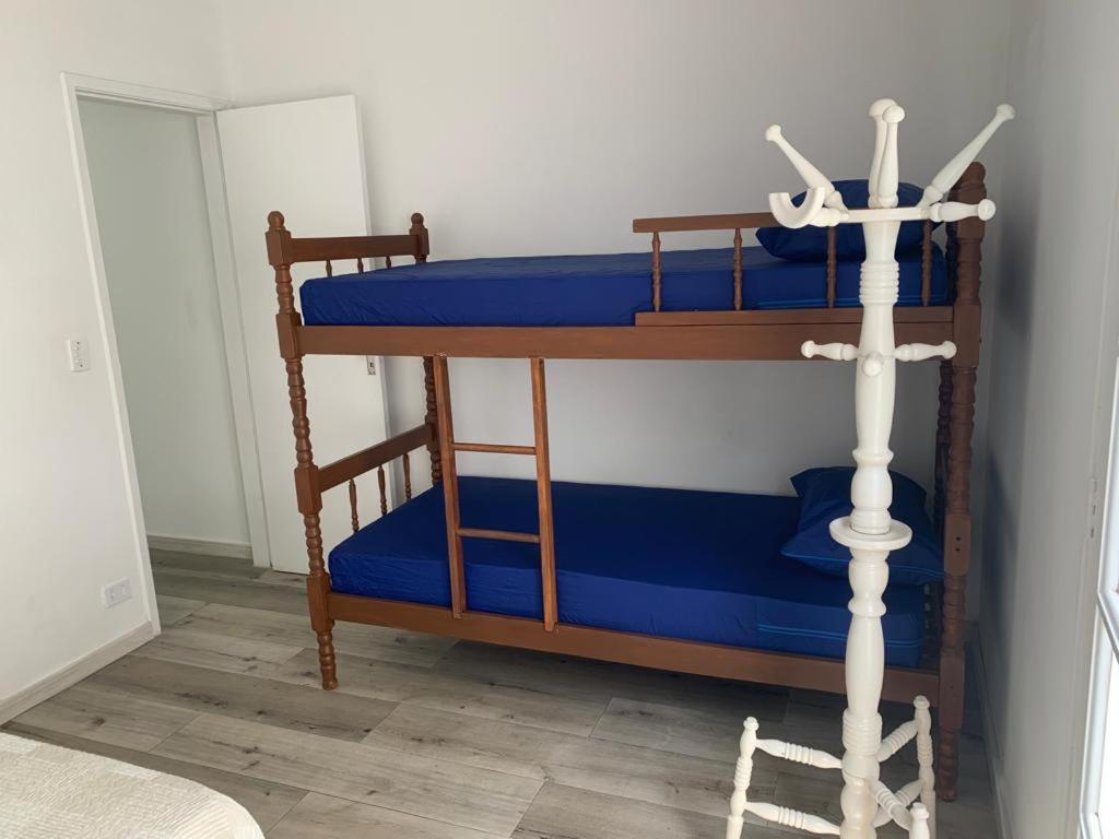 Apto 1 Dorm Entre Praias Do Tombo E Asturias! Guaruja